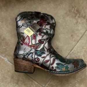 Roper ladies Ingrid multi color boot